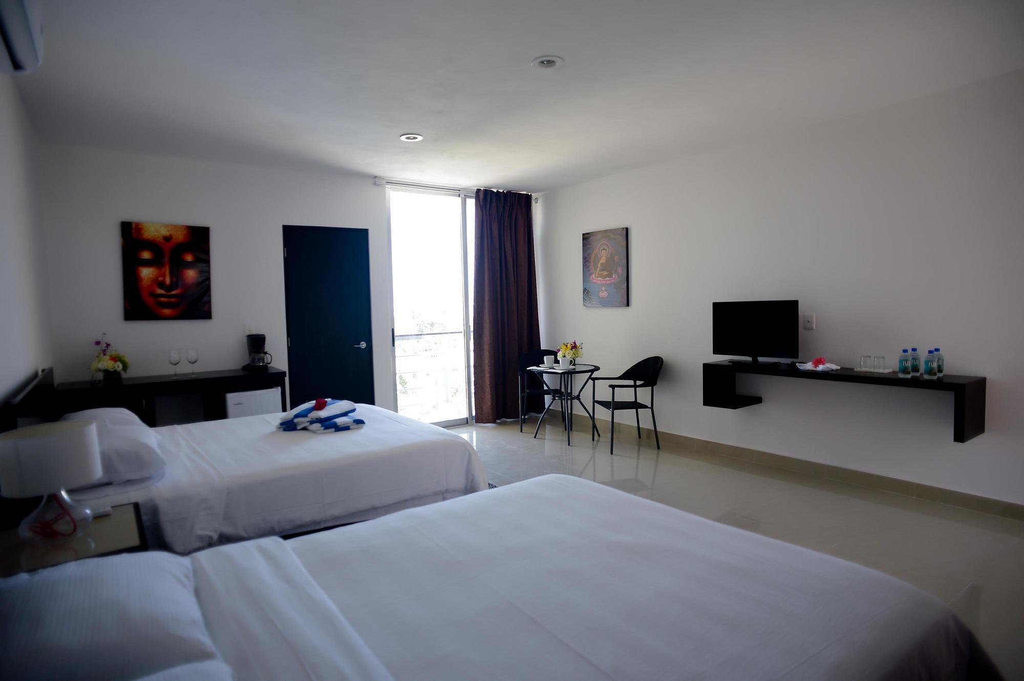 Sunrise 42 Suites Hotel Playa del Carmen Buitenkant foto