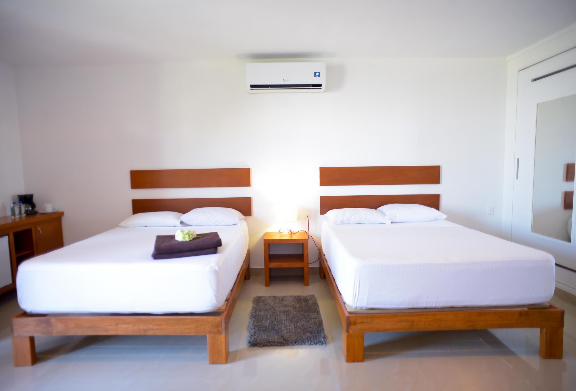 Sunrise 42 Suites Hotel Playa del Carmen Buitenkant foto
